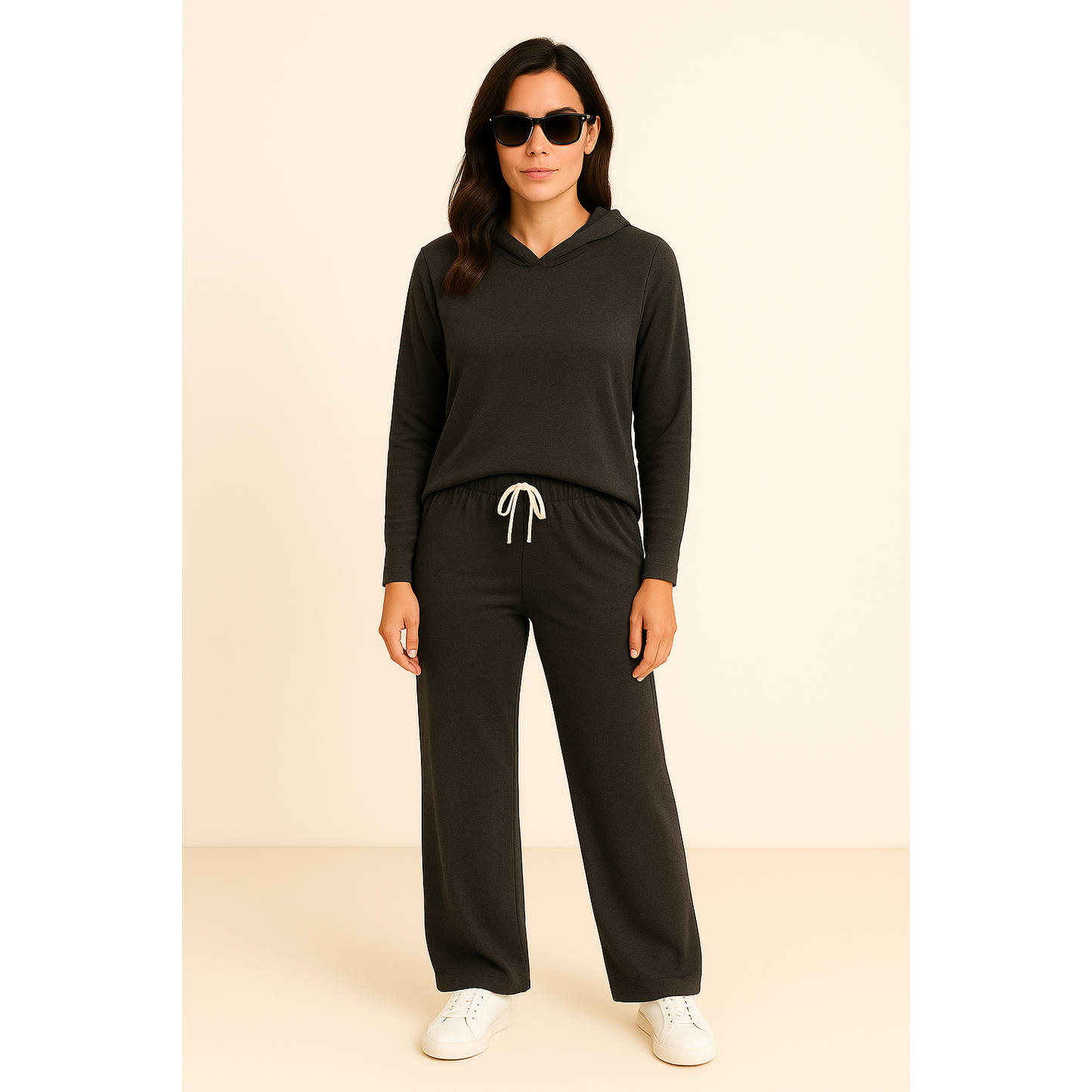 Paddington Pocket V Hoodie - Black